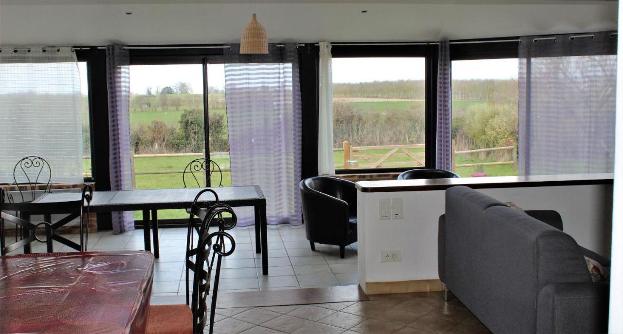 Gites Bellevue Et Mascaret Courtils Luaran gambar